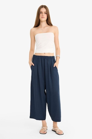 Defacto Balloon Fit Çift Cepli Normal Bel Crop Keten Karışımlı Pantolon F9960ax25aunv207 Lacivert