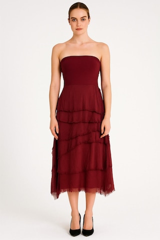 İtalyan 2 Beden Ince Gösteren Kat Kat Ipek Etek & Straplez Elbise Bordo