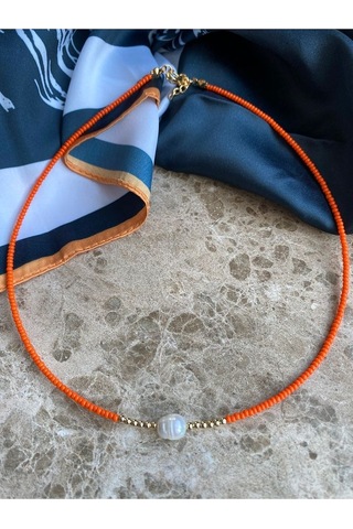 Pinery Jewels Su Incili Orange Gold Detay Kum Boncuklu Kolye Altın