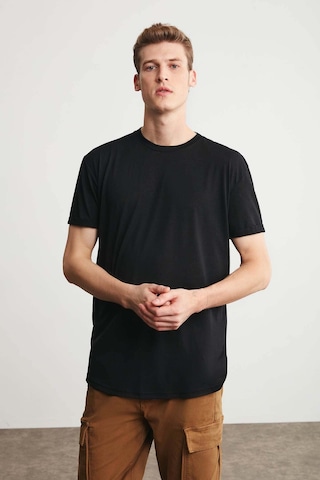 Grimelange Oscar Erkek Comfort Fit Uzun Dökümlü Kumaş Siyah T-shirt