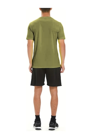 Ghassy Co. Erkek Ultra Esnek Nem Emici Vücut Geometrik Hızlı Kuruyan Hafif Spor T-shirt Haki