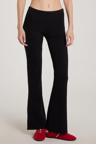 Tudors Kadın Modal Kumaş Slim Fit Dar Kesim Beli Lastikli İspanyol Paça Siyah Tayt-33649 siyah