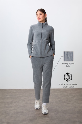 Tommy Life Gri Melanj Kalın Yumuşak Dokulu Dik Yaka Oversize Nakışlı Polar Kadın Eşofman Takım -95339 GRİ MELANJ