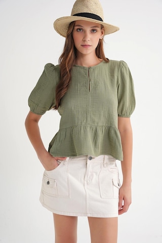 4713 Kadın Beli Büzgülü Kolu Lastikli Bol Müslin Bluz Çağla Çağla