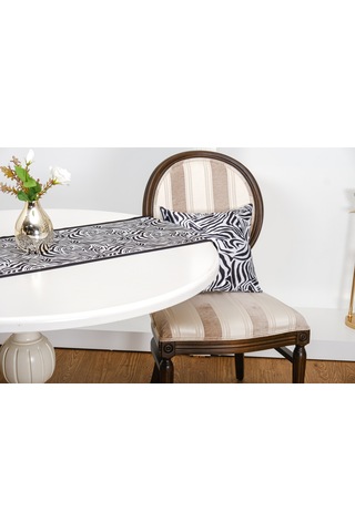 Finezza Zebra  Baskılı Kumaş Siyaha Beyaz Kırlent Kılıfı 45x45 cm   - 1442