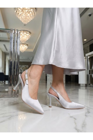 Nesilshoes Nesil Shoes Uraz 800 Gümüş Saten Arkası Açık Topuklu Kadın Ayakkabı
