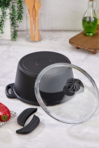 Cooker Kristal Serisi Döküm Granit Silikon Saplı 28 Cm Derin Tencere Siyah
