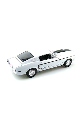 Maisto Ford Mustang Gt Cobra Jet 1968 1/18 Model Araba