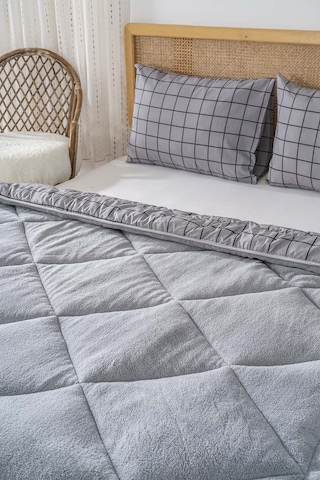 Rivaistanbul Gri Kareli Loura Çift Kişilik Çift Taraflı Lüx Wellsoft Yorgan Seti 195x215 Cm Gri