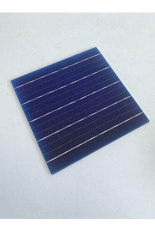Güneş Paneli Hücresi 5.619w 22.3% 156x156mm 120 Adet