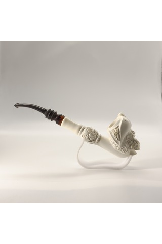 El Oyması Lületaşı Korsan Figürlü Uzun Pipo Kuru Kafa Kabartmalı, Akrilik Ağızlıklı Meerschaum