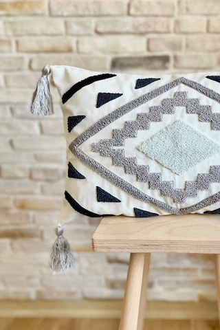 Swita Home Punch İşlemeli Tekli Dekoratif Özel Tasarım Kırlent Kılıfı Panç Koyu Gri