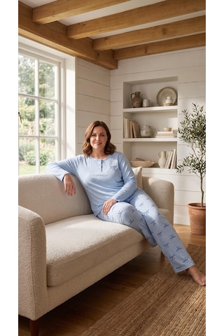 Eyfuze Kadın Kışlık Büyük Beden Nakışlı Desenli Yakası Düğmeli Uzun Kollu Pijama Takımı Açık Mavi