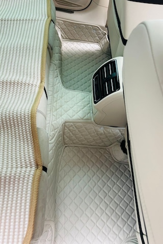 Ford Escort Beyaz Renk 8d Diamond Premium Kaymaz Deri Oto Paspas