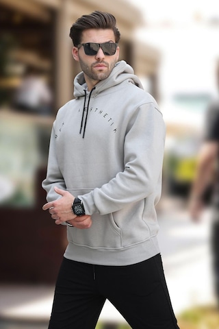 Madmext Boyalı Gri Kapüşonlu Cep Detaylı Nakışlı Erkek Sweatshirt 7054-boyalı Gri Boyalı Gri