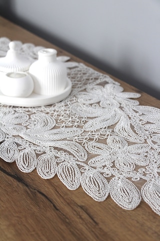 Dantel Kordon Örme Detay Masa Runner Fiskos Örtüsü 100x35 Cm 1010-kelebek Bej