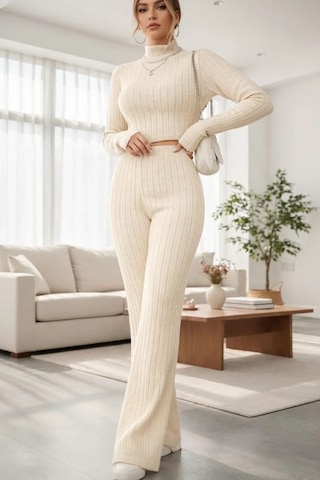 Luxstoree Kadın Ekru Çizgili Boğazlı Crop Top Ve Yüksek Bel Eşofman Takımı Spor Şık Kombin Çok Renkli