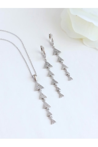 Işıltılı Baget Modern Tasarım Uzun Kolye Küpe Gümüş Gelin Seti