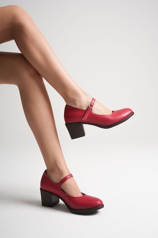 Analin Shoes Kadın Hakiki Deri Bantlı Topuklu Ayakkabı Kırmızı