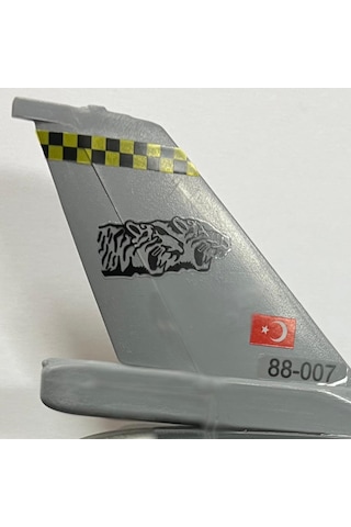 F-16c Maket Montajlı 192 Fılo Kaplan
