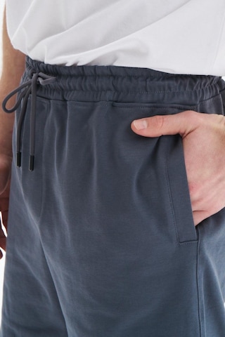 AR-MA Arma Erkek Regular Fit Basic Süprem % 100 Pamuk Arka Ve Yandan Cepli Şort Y29504279102 Gri