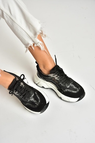 Fox Shoes U973568209 Siyah Kalın Tabanlı Spor Ayakkabı Sneakers Siyah-suni Deri Siyah