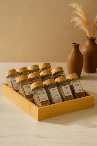 13 Parça Bambu Standlı Cam Baharatlık Seti 120 Ml - 12'li + 1 Standlı Baharatlık Takımı Şeffaf