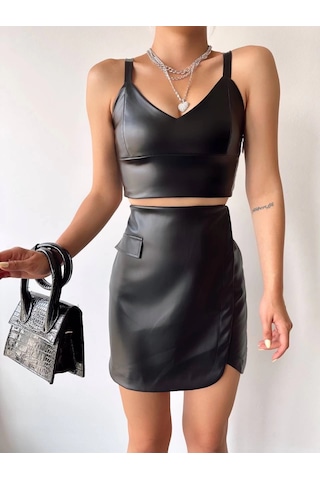 Cep Detaylı Oval Kapaklı Deri Etek Siyah H240048 Siyah