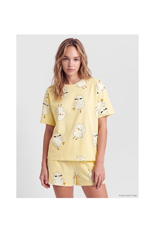 LC Waikiki Alıta Cıty Farkıyla Lcw Young Sarı Penye Baskılı Kısa Kollu Kadın Şortlu Pijama Takımı Sari - 929536671 Sari