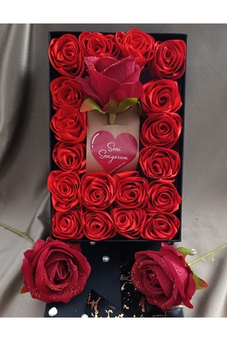 İnci Mode Seni Seviyorum 18+1 Çiçekli Kutu Hediyelik Çiçek Kutusu Siyah