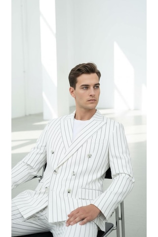 Plus Scorpion Beyaz Çizgili Erkek Kruvaze Blazer Ceket İtalyan Kesim, Modern Ve Zarif Şıklık Beyaz