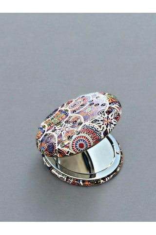 Işıltılı Karışık Desenli Çift Taraflı Yuvarlak Cep Çanta Makyaj Aynası 7cm Çap Kod:20 Çok Renkli