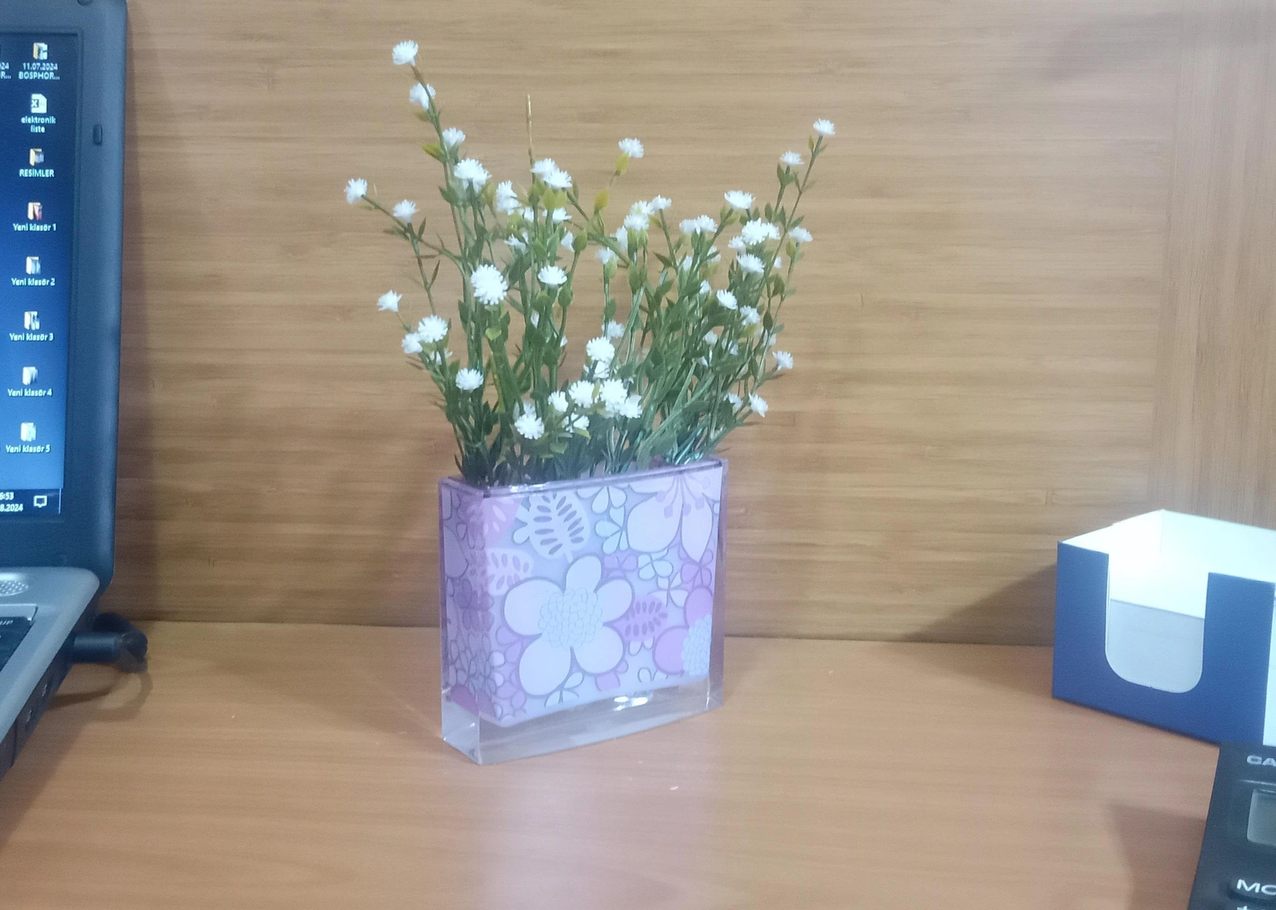 2 Adet Vazo Dahil,vazoda Çiçek,beyaz Yapay Çiçek,vazo Dekoratif Pembe Çiçekli 10x15x3cm Çok Renkli