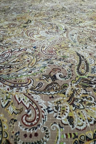 Nevra Dertsiz Masa Örtüsü 120x150 Cm Kahve