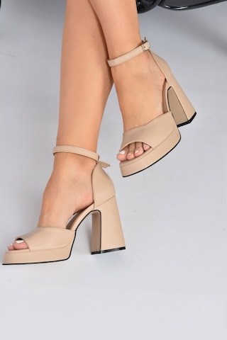 Fox Shoes Ten Kalın Platform Topuklu Kadın Ayakkabı K404100209