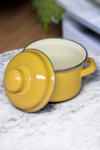 İtalyan Emaye Lüks Mini Tencere 12 Cm, 900 Ml Sarı Renkli