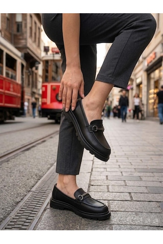 Fort Ventes 35838 Siyah Cilt Toka Detaylı Rahat Loafer Kadın Ayakkabı