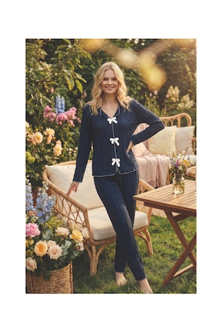 Rindahomewear Lacivert Bürümcük Kumaş Fiyonk Detaylı Uzun Kollu Pijama Takımı Lacivert