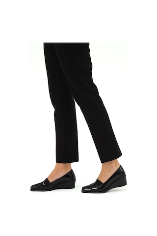 Relax Anatomic Kadın Hakiki Deri Siyah Comfort Ayakkabı 611 E6217 Bn Ayk Y19 Vernıce Black Siyah