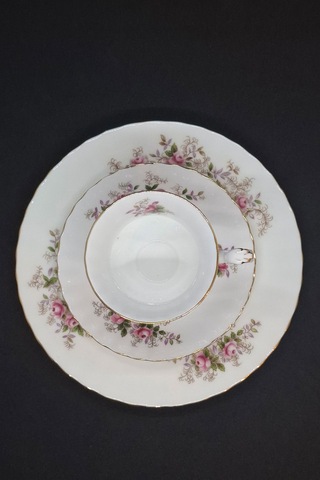 Lavender Rose Bone China Antika Duble Boy Kahve Fincanı 3 Parça 180 Ml Beyaz - Lavanta