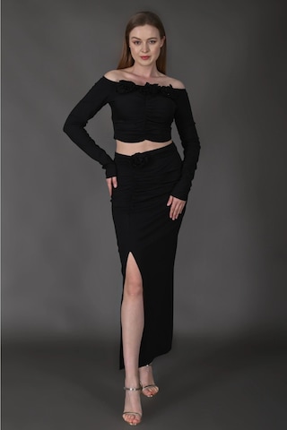 Trend Kadın Yeni Sezonda Şıklığı Ve Konforu Bir Araya Getiren İkili Takım Siyah