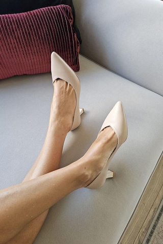10 1896 Topukla Kadın Kadeh Topuklu 6 Cm Topuklu Stiletto Ayakkabı Ten
