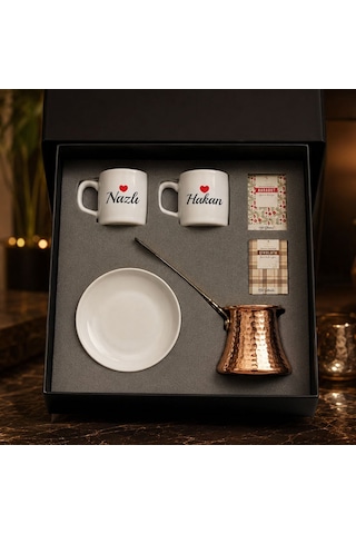 Bk Gift Kutulu Kişiye Özel İsimli 2'li Fincan & Bakır Cezve Ve Karadut - Çikolata Aromalı Kahve Seti