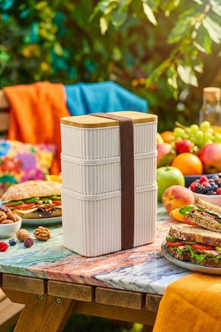 Makri Home 3'lü Bambu Kapaklı Saklama Kabı Seti 1l + 0,5l + 0,5l, Üst Üste Yerleştirilebilir, 21 Cm Yükseklik Krem