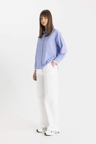 Defacto Wide Leg Geniş Bol Paça Cepli Beyaz Basic Düz Gabardin Pantolon C4528AX24SMWT83 Beyaz