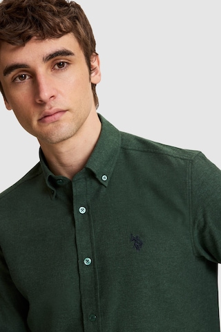 U.S. Polo Assn. Erkek Koyu Yeşil Slim Fit Uzun Kollu Basic Gömlek 50332397-vr079 Koyu Yesıl