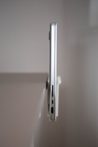 Macbook Uyumlu Pro Masa Sabitleme Aparatı