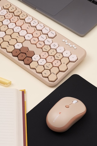 Petek Görünümlü Kablosuz Renkli Klavye Mouse Seti - Retro, Sessiz, Q Türkçe Dizayn Lazer