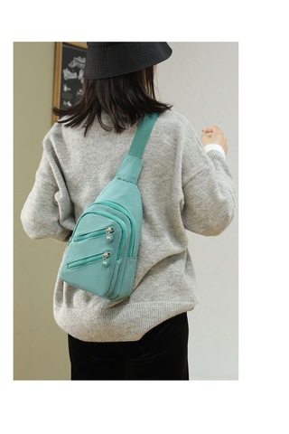 Hafif Naylon Bez Omuz Çantası Hakkında - Siyah