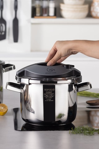 Karaca Orbit İndüksiyon Tabanlı Düdüklü Tencere Seti 6+8 Lt Siyah